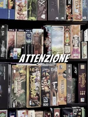 Dovrebbero mettere il foglio illustrativo con le avvertenze dentro ogni scatola. #lovedraft #giochidatavolo #boardgame #bgg #boardgames #boardgameitalia #boardganenight #dipendenze 