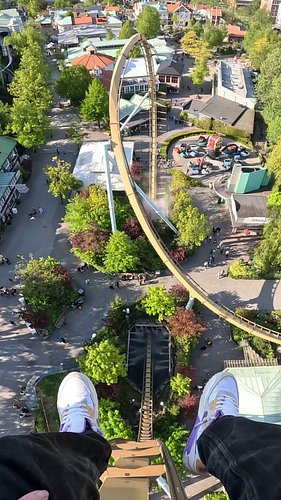 Valkyria is one of my favourite dive coasters around! 🎢

It might not be as tall and fearsome as some, but it's so smooth and...
