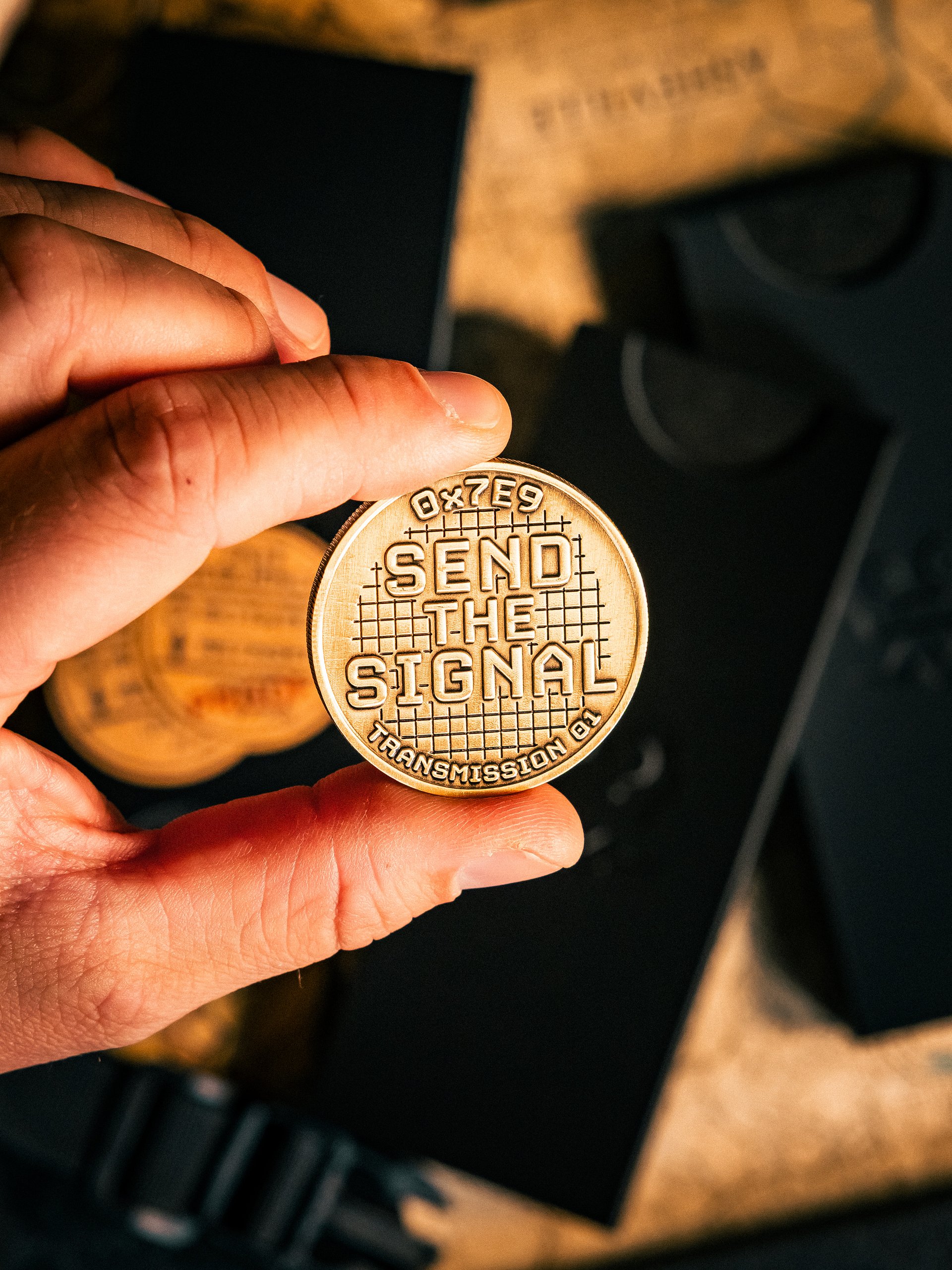 Signal Artifact Coin / Operator Relay | Transmission 01 product image (6)