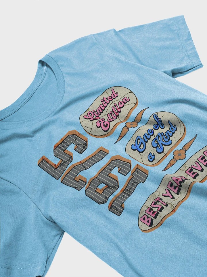 Limited Edition 1975 Vintage Text Graphic Tee product image (2)