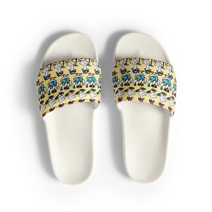 Quirky Duck Paradise Men's Slides product image (1)