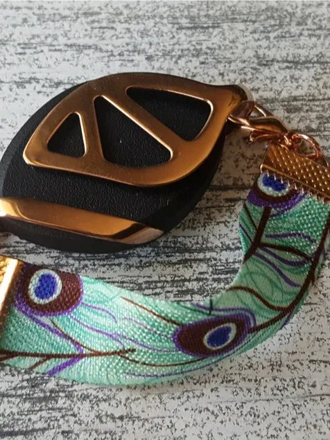 Peacock Elastic Bracelet | Handmade Accessory for Bellabeat Leaf Urban & Ivy product image (2)
