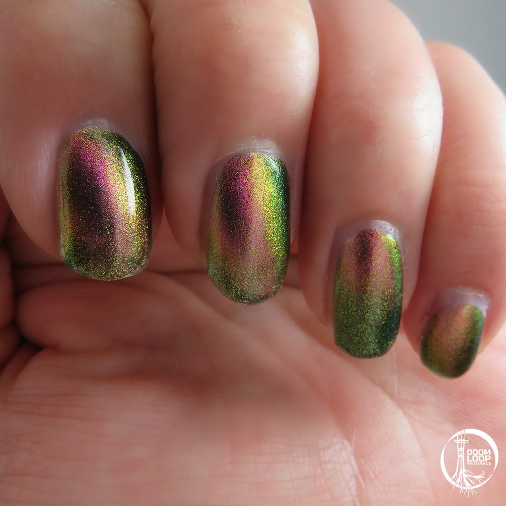THE CASSANDRA COMPLEX - Pink Gold Green Multichrome Magnetic Nail Polish product image (11)