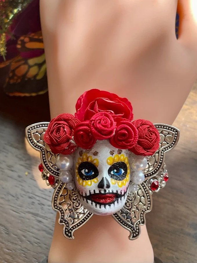 Red Roses Dia de los Muertos Cuff product image (3)