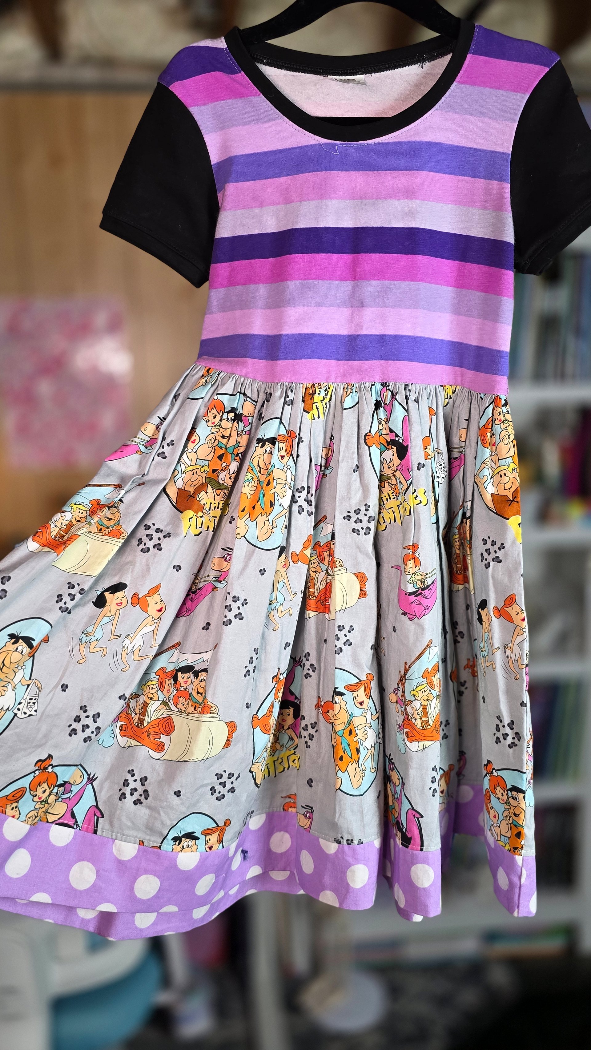 KPEA - Size 6 - USED - Flintstones product image (2)