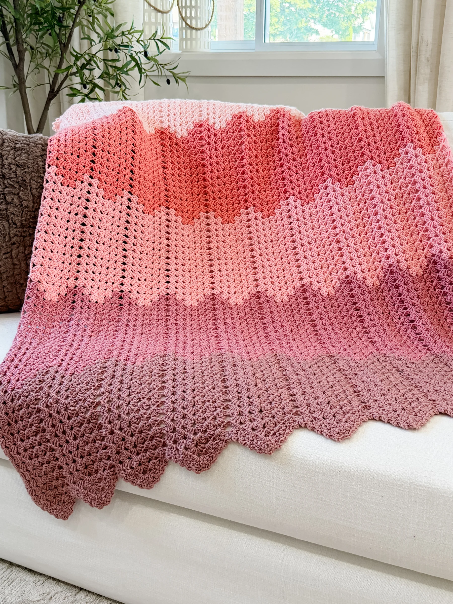 Timeless Granny Ripple Blanket Crochet Pattern product image (5)