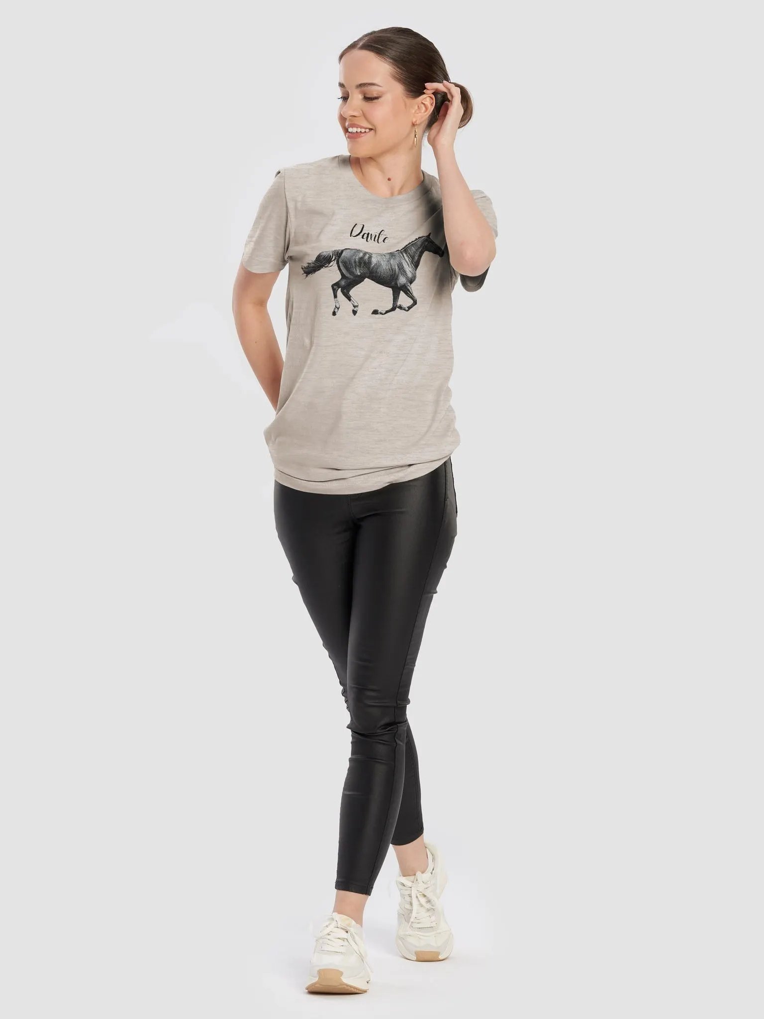 YOUR HORSE! / T-SHIRT WITH PERSONALIZED NAME product image (7)