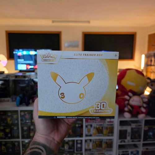 Can you believe its been 30 years of pokemon? 

Salty turns 30 the day before Pokemon. 💛

Wait till you see what we pulled!

...