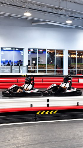 Mic’d up and racing the boys at K1 Speed 🎙️

#K1Speed #Karting #gokart