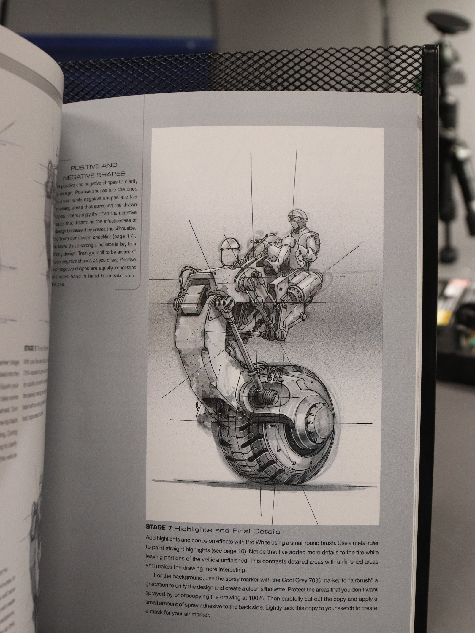 Mechanika, Revised and Updated: Creating the Art of Space, Aliens, Robots and Sci-Fi product image (4)