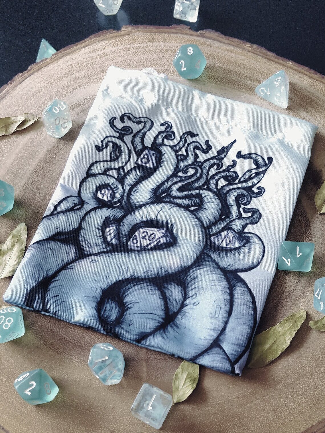 Snow Frost - Dice Bag product image (1)