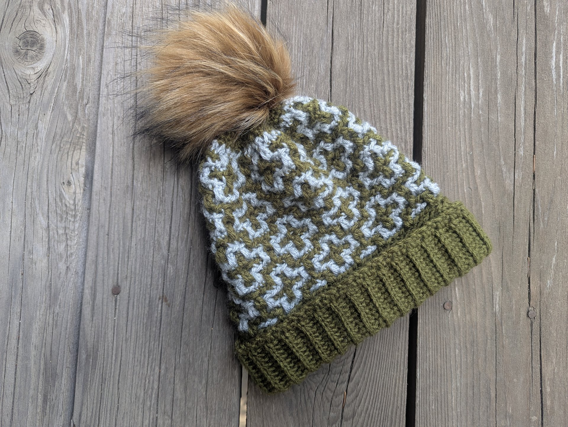Autumn Breezes - Green/Gray product image (1)
