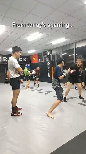 Some fun highlights from today's sparring 😄🧡 Appreciate my teammates, sparring partners and coaches, awesome people and they ...