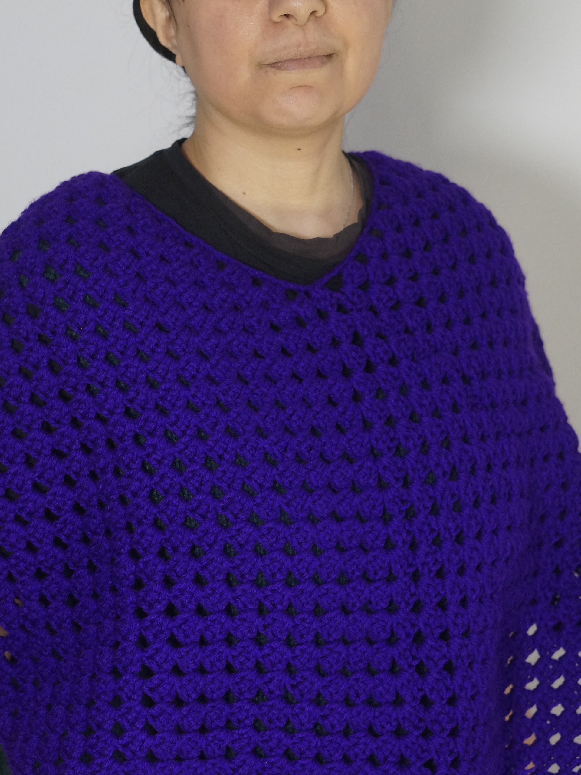 Easy granny stripes poncho pattern product image (4)