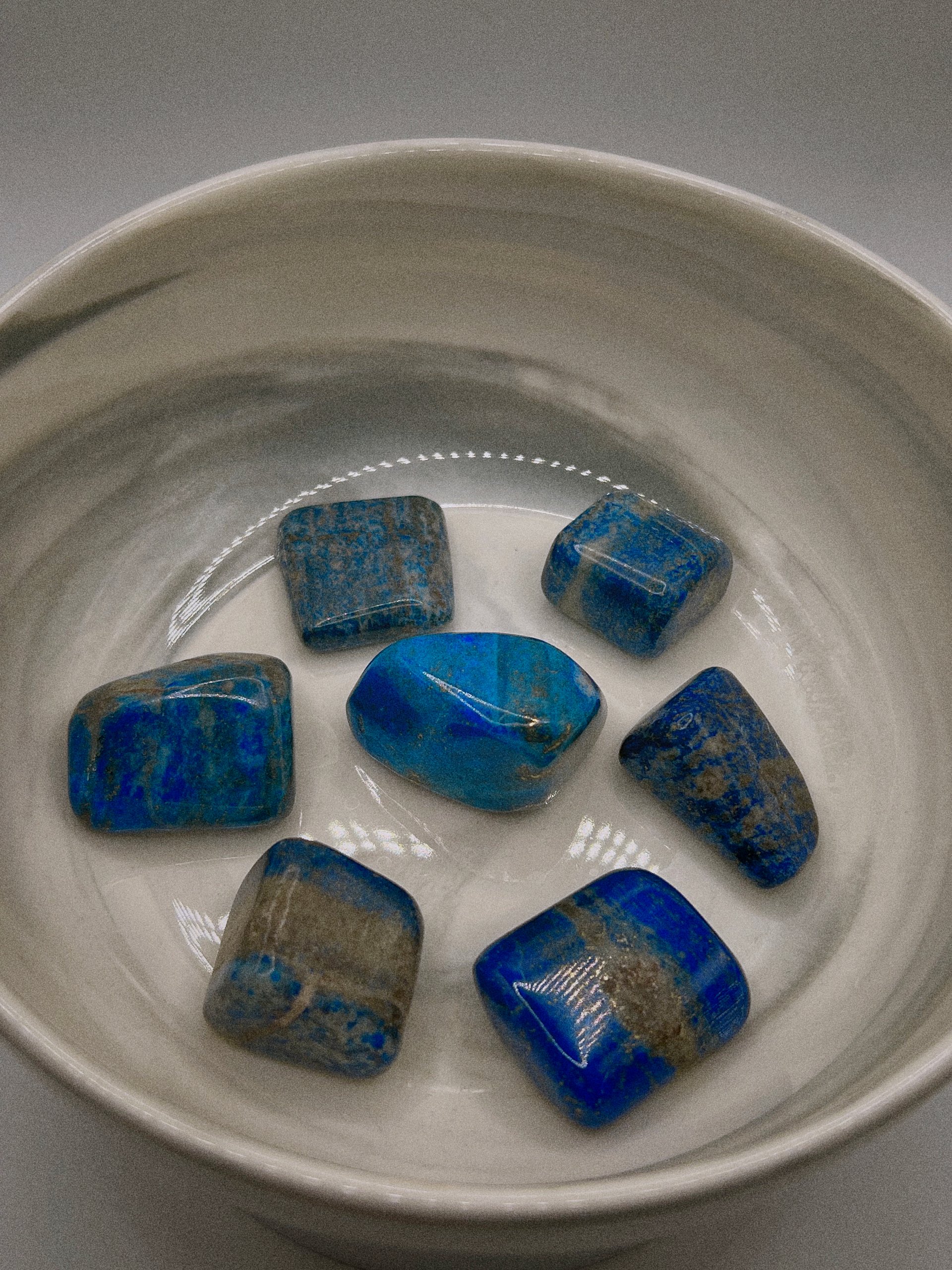 Tumbled Lapis Lazuli Pocket Stones product image (2)