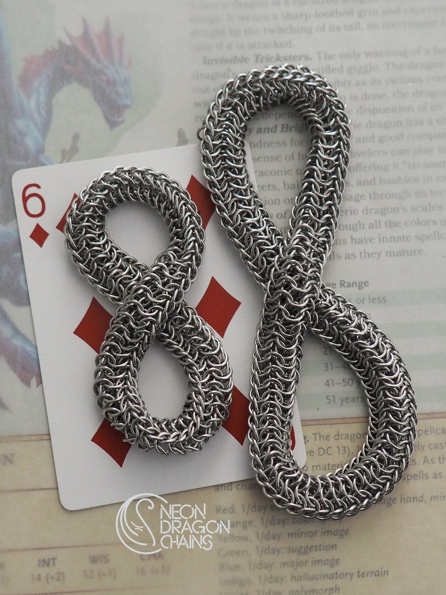 Mobius Fidget Toy / Stainless Steel product image (1)