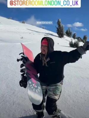 🎄🎿⛷️🏂 #snow #winter #winterfashion #snowboard #girls #storeroomberlin #storeroomlondon #fyp 
