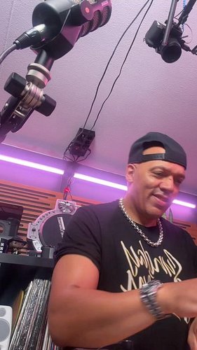 Going live now! TWITCH.TV/DJTLM