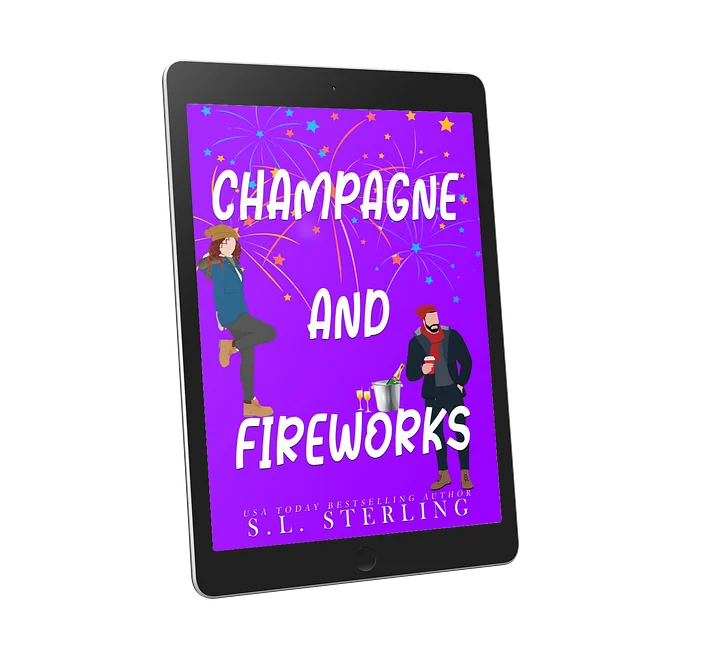 Champagne and Fireworks (Happy Holidates Book 2) product image (1)
