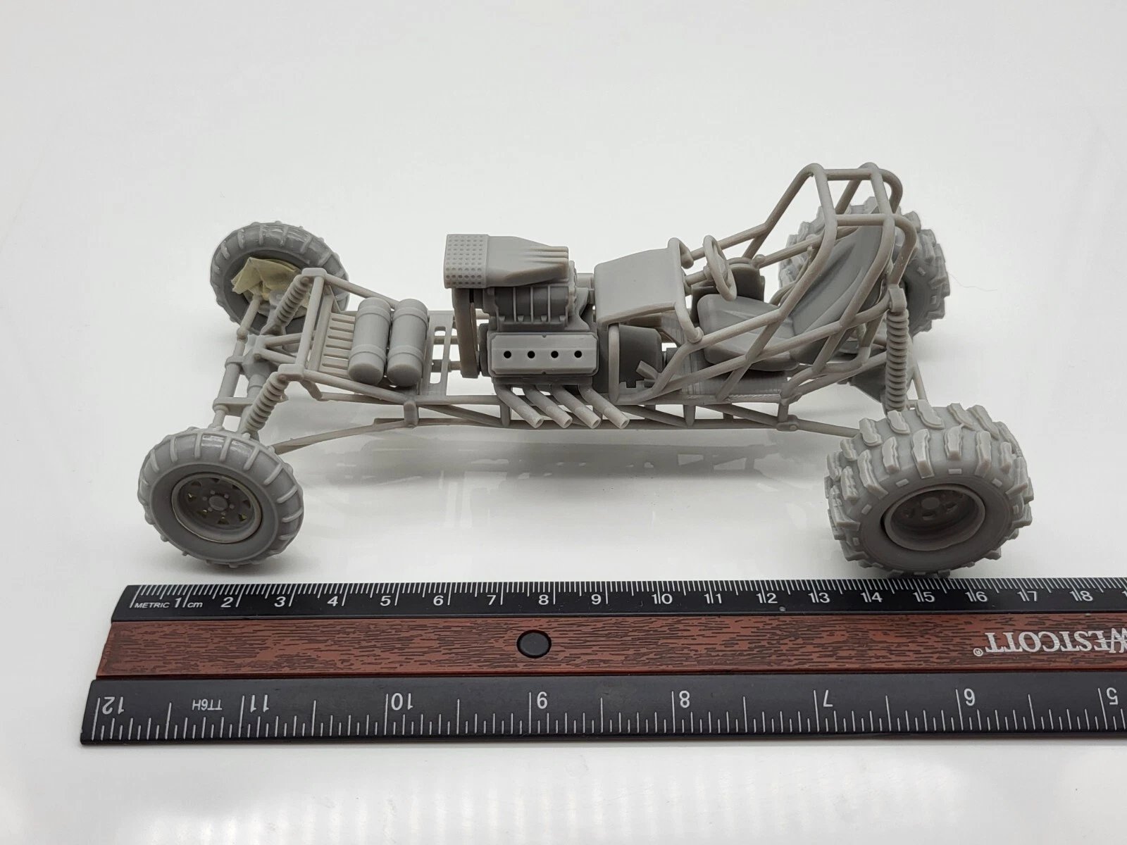 Mud Dragster 4x4 Fully Detailed 1/25 Scale Model Kit product image (8)