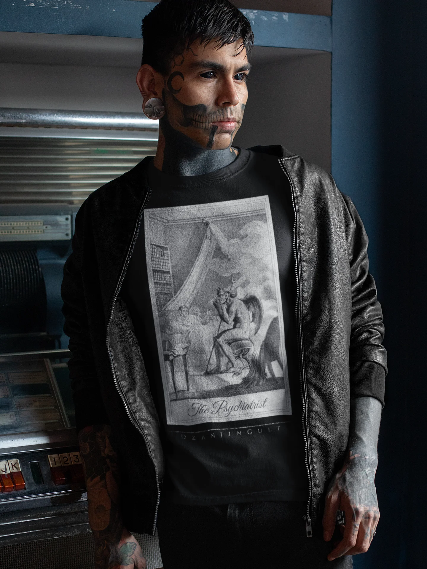 The Psychiatrist Tee product image (2)