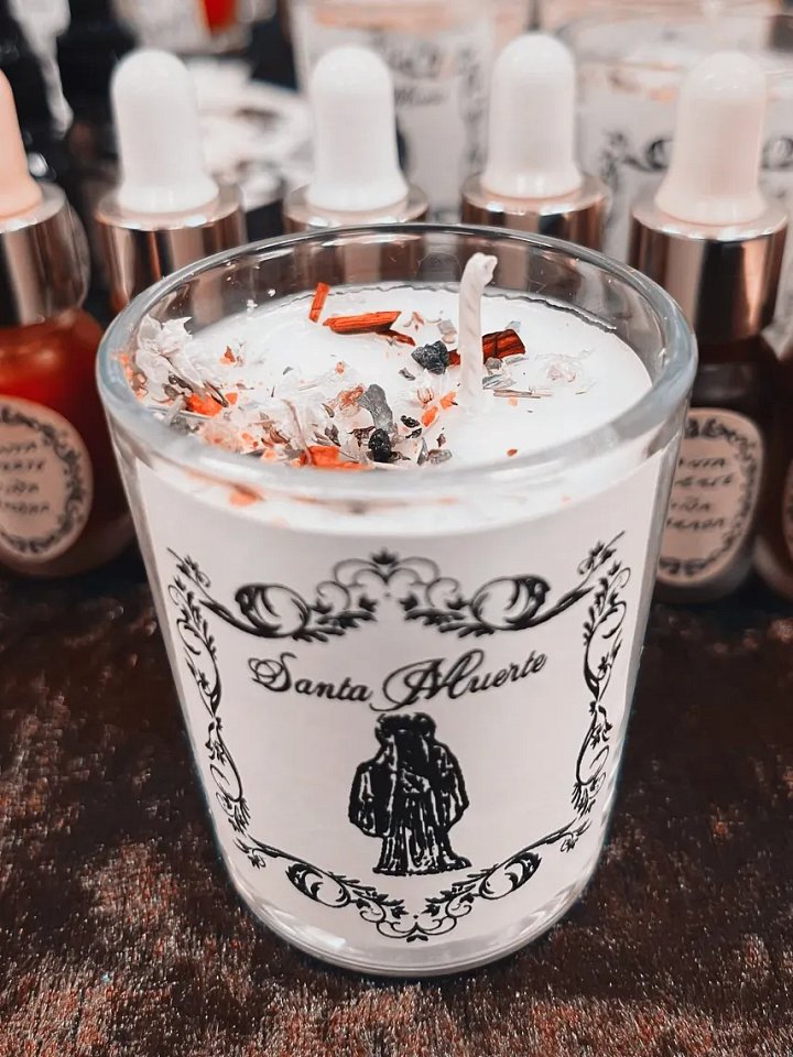 Santa Muerte Candle product image (2)