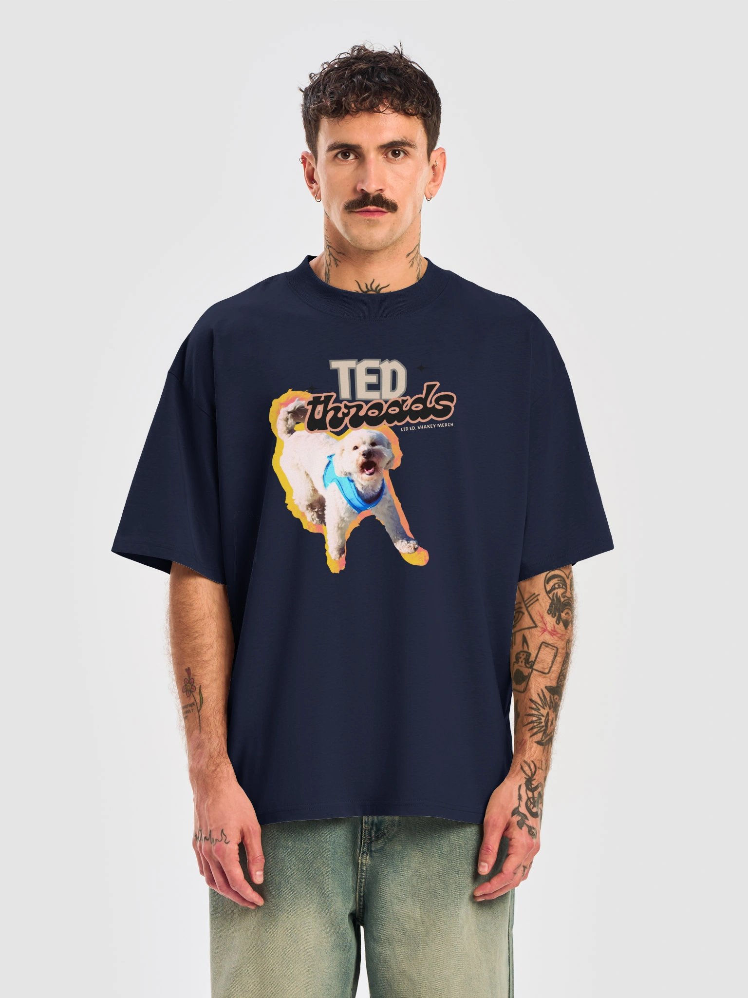 TED Threads Graphic Oversized Tee product image (21)
