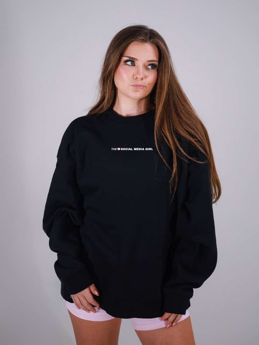 THE Social Media Girl Crew Neck product image (5)