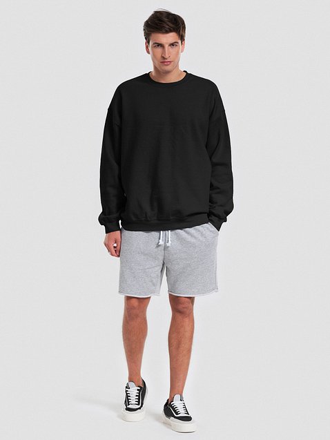 Photo showing Gildan Classic Crewneck Sweatshirt