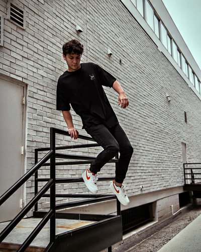 🆕 7EVEN SINS COLL. • OUT NOW

📸 – | DEEP BLACK T-SHIRT

🌐 https://nvcbrand.com/

ℹ️ *NEW VISUAL CULTURE • NVC* specializes in...