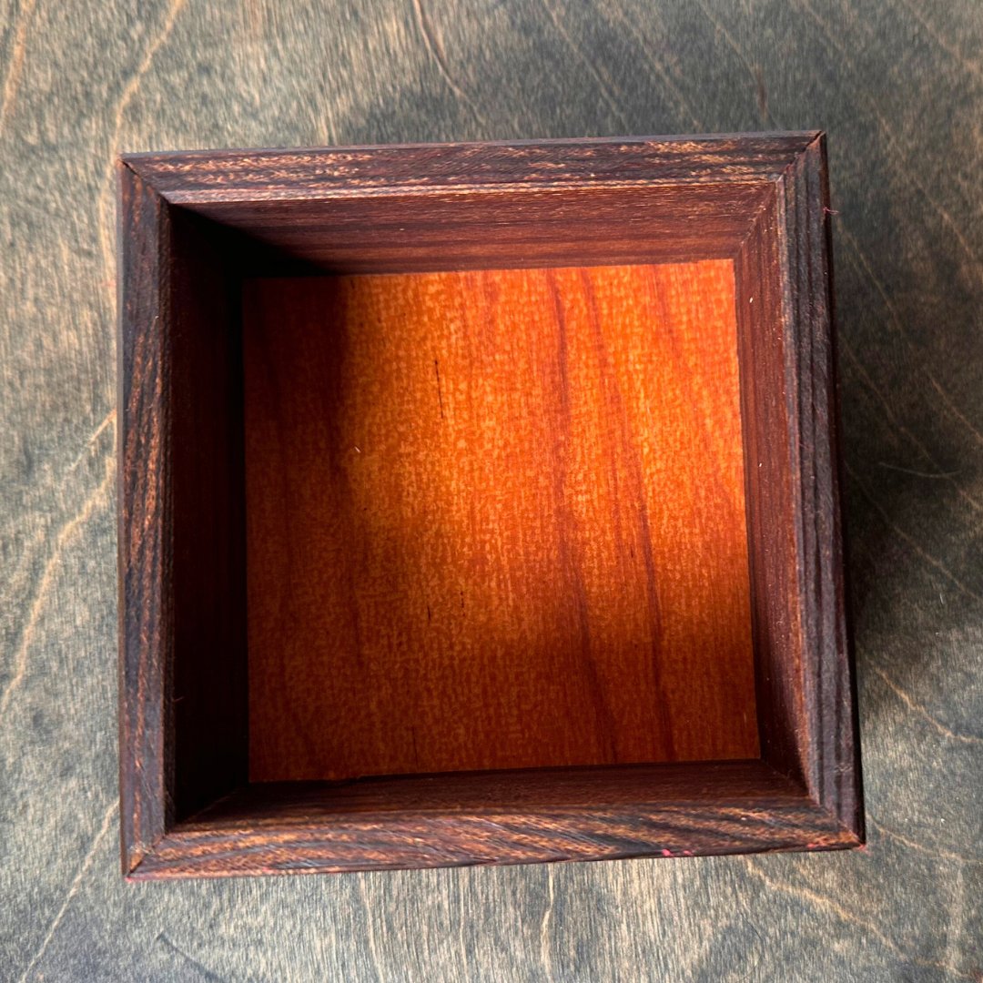 Western Cedar Square Box product image (3)