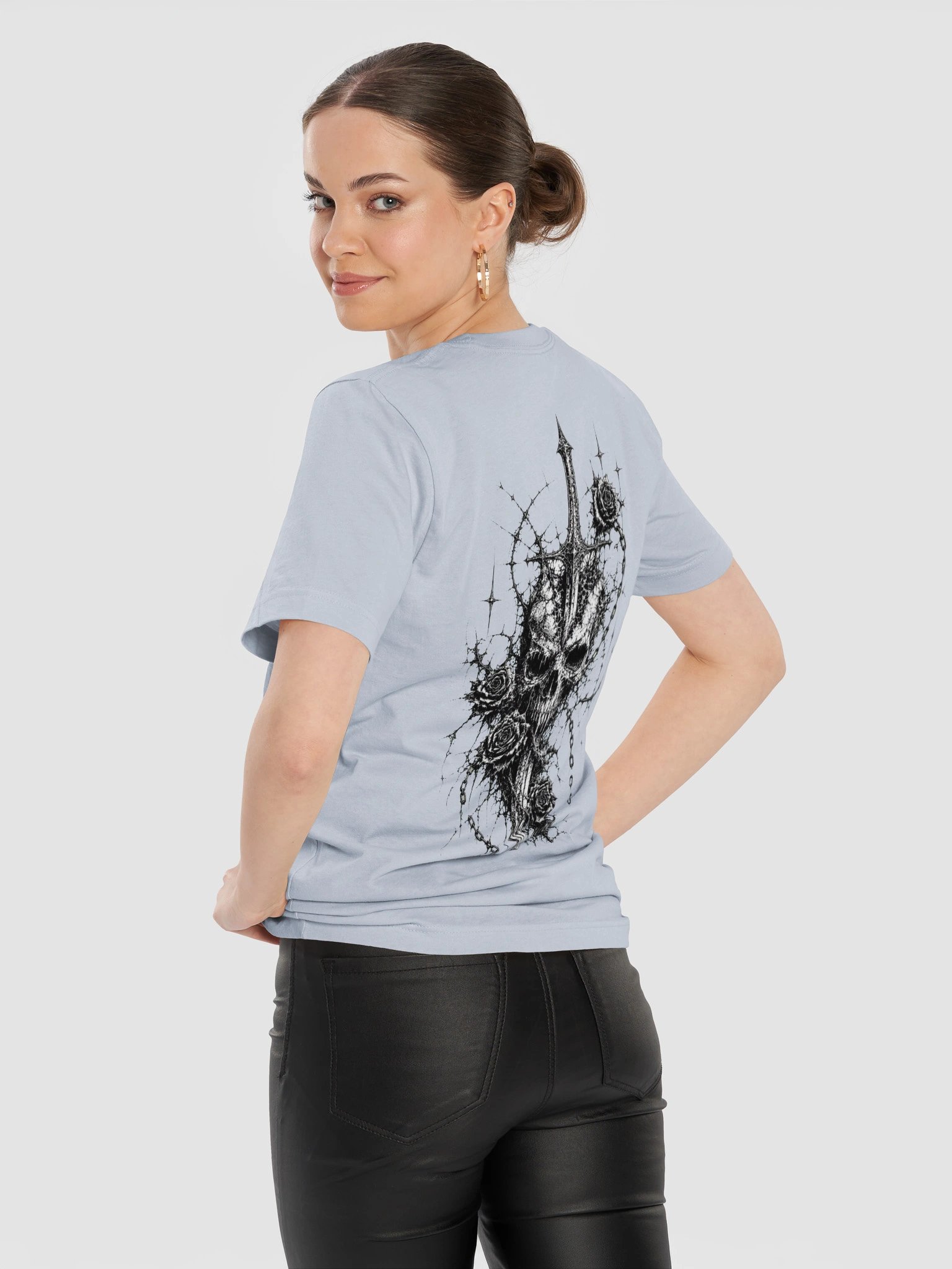 Skull & Roses Tee product image (110)