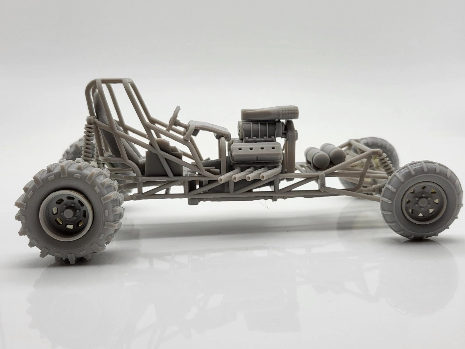 Mud Dragster 4x4 Fully Detailed 1/25 Scale Model Kit product image (3)