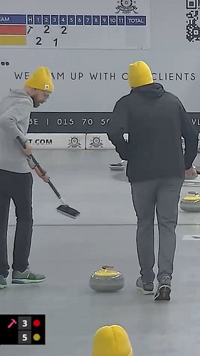 Kris Hofmans plays the angle raise and moves the stone up to shot. 🎯

Team 2800 vs Olympic Curlers, BCL League E.

#curling #...