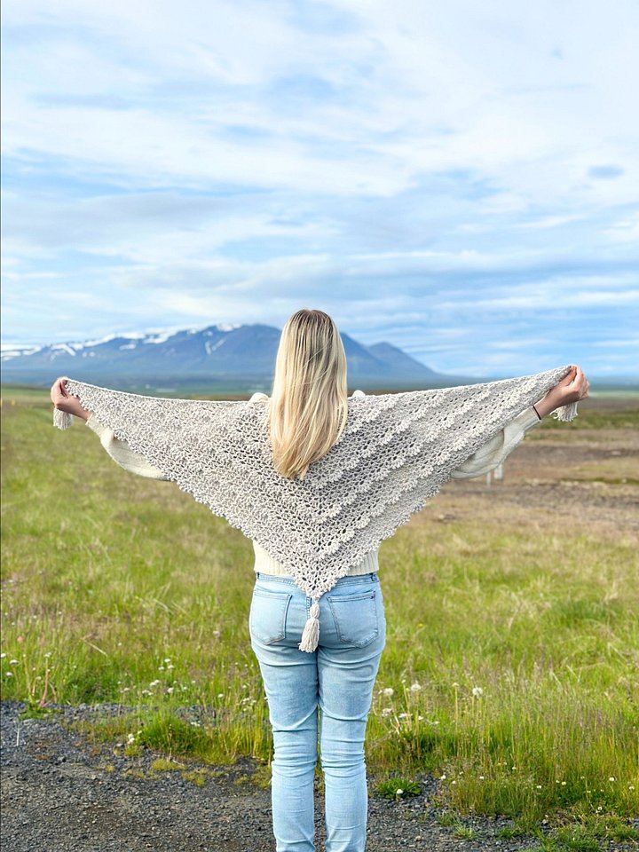 Izabela Shawl product image (2)