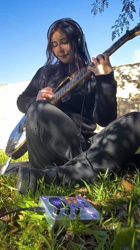 Can you guess the song? 🎸🔥
Pueden adivinar la canción? 🎸🔥

The @synidotech A30 makes recording guitar incredibly easy. Compac...