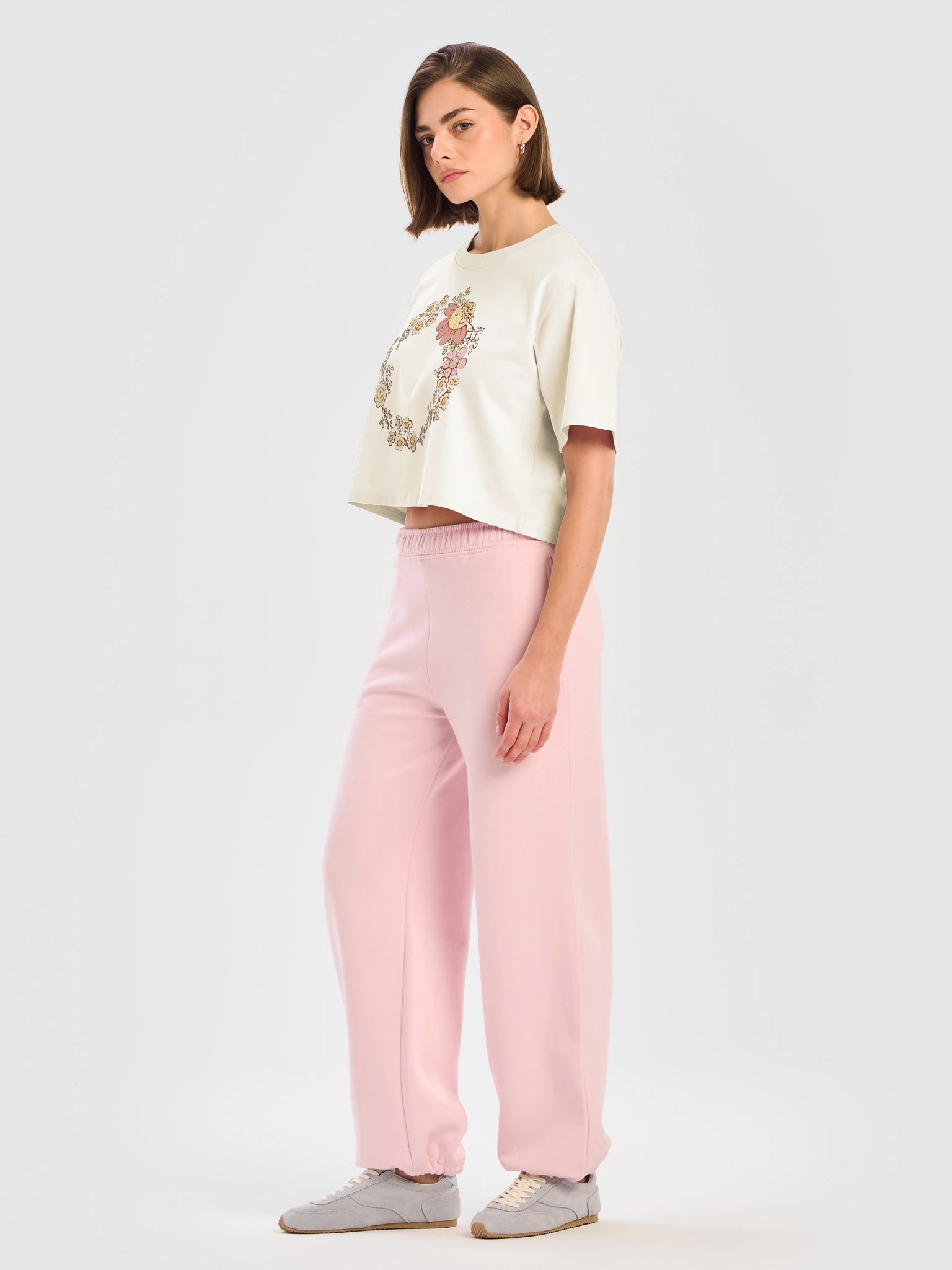 Sunshine Wreath Crop Tee | Retro Floral Circle Character Crop Top product image (39)