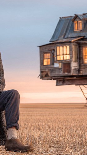 Surreal AI Film • The Evening Kept Our Names | Strange Little Houses and Quiet Grace • Music Video 4K

Have you ever noticed ...