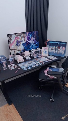 No regrets. The RAM had a good run 🥲

Setup links in bio

#wutheringwaves #wuwa #wuwacreator #gamingdesk #gamingsetup