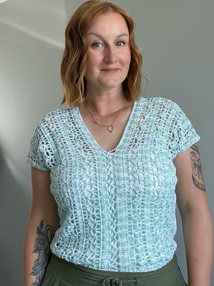 Easy Crochet Summer V-Neck Top product image (1)