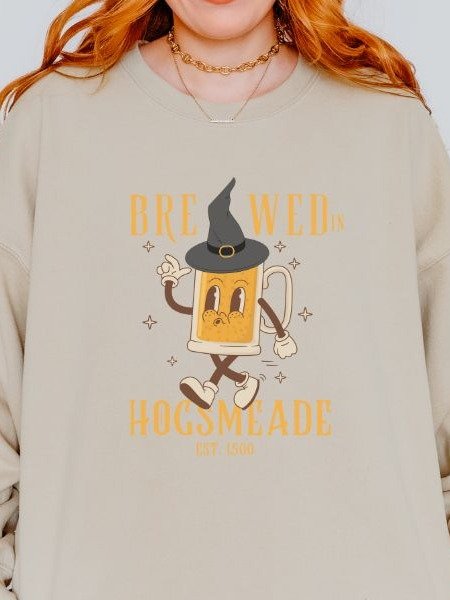 Magical Pub Beer Cozy Retro Fall Sweathirt product image (8)