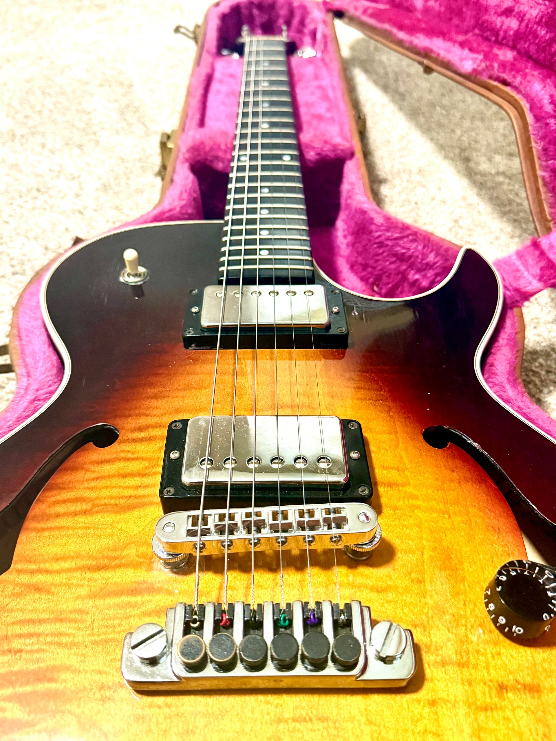 1982 Gibson "HOWARD ROBERTS FUSION #1" Tobacco Burst + OHSC product image (7)