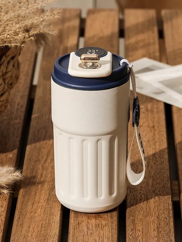 FuraStore Smart LED Coffee Tumbler – 17oz Insulated Travel Mug with Temperature Display product image (4)