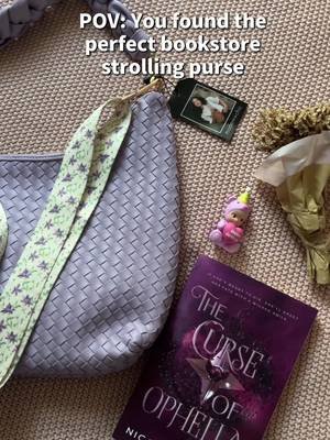 the perfect bookstore strolling purse doesn’t exi— 💫 #smallbusiness #booktokshop #bookishaccessories #readeressentials #booklover 