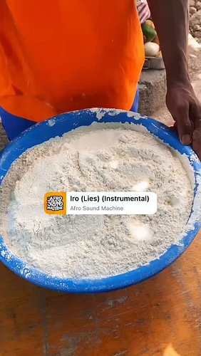 🍽️🇭🇹 Aujourd’hui, on prépare une grande quantité de pâtées aux harengs ! 🤤🔥

Un plat simple, savoureux et profondément enraci...