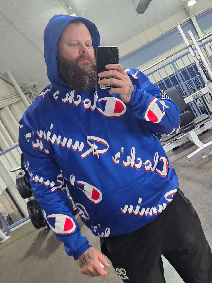 Blue Clock’s Runnin hoodie product image (1)