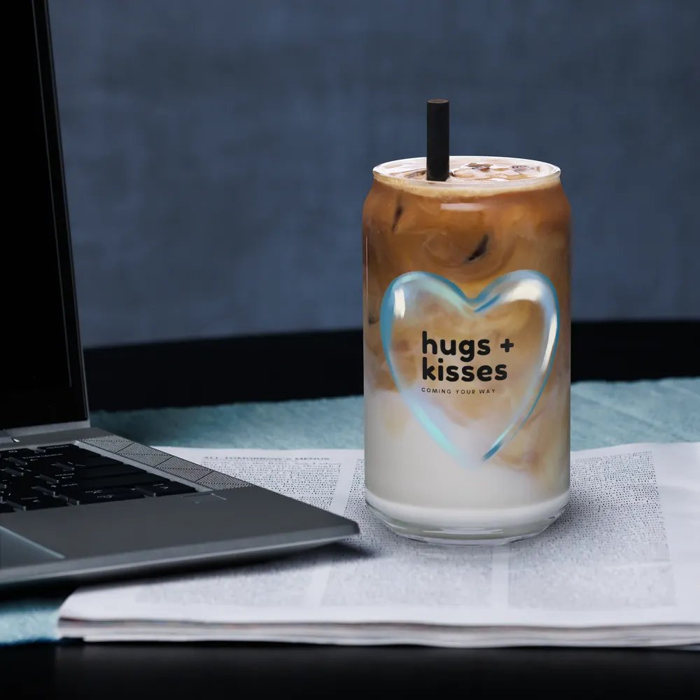 Hugs And Kiss Can-Shaped Glass product image (2)