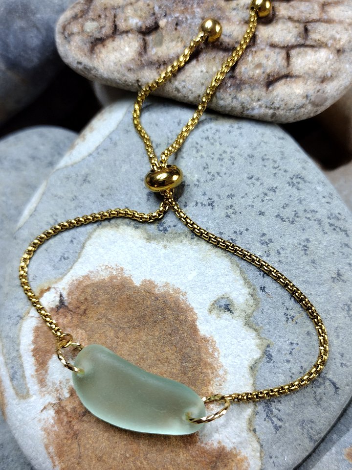 Sea Glass Bracelet product image (1)