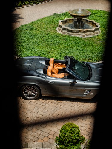 The Craftsmanship on this @corvette and updated historical home… 👌

(Architecture & Lifestyle Shoot - Home already sold)