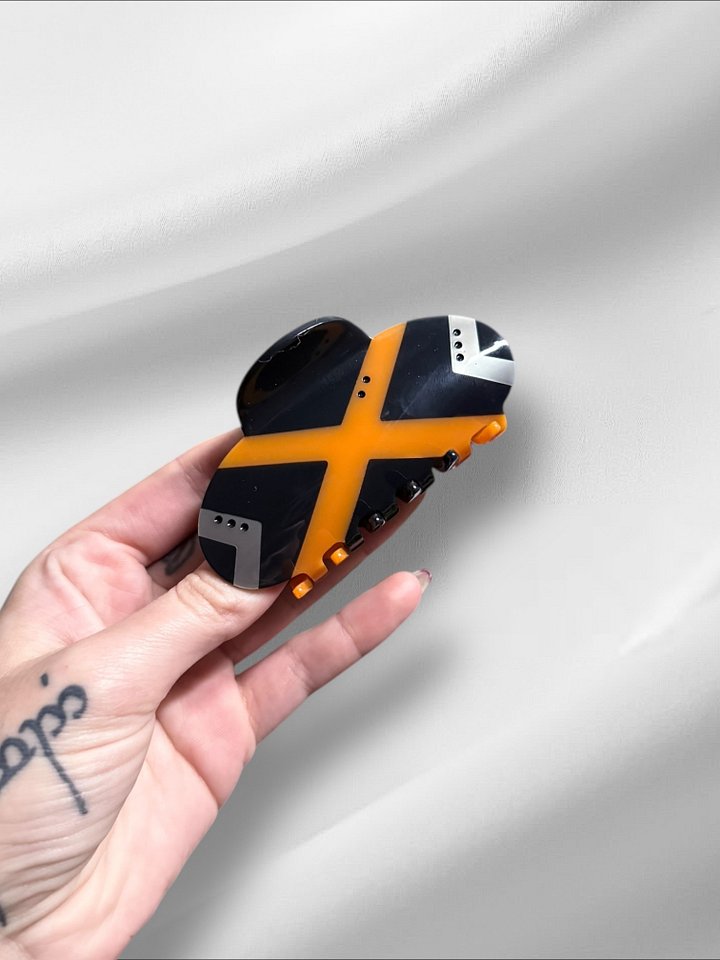 BAKUGO HAIR CLAW product image (1)